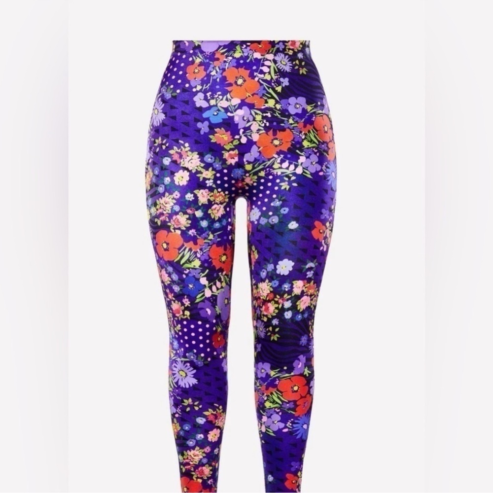 Yitty Fabletics Headliner Shaping High Waist Legging purple floral Medium purple